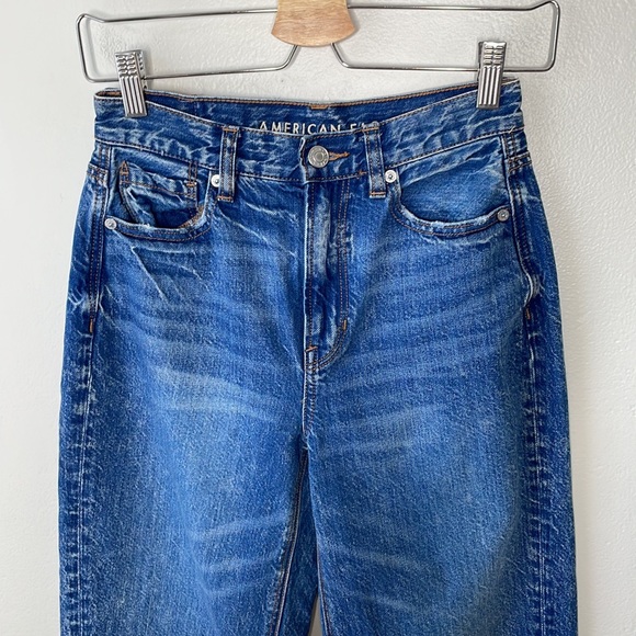 NWOT American Eagle Relaxed Mom jeans - Picture 4 of 11